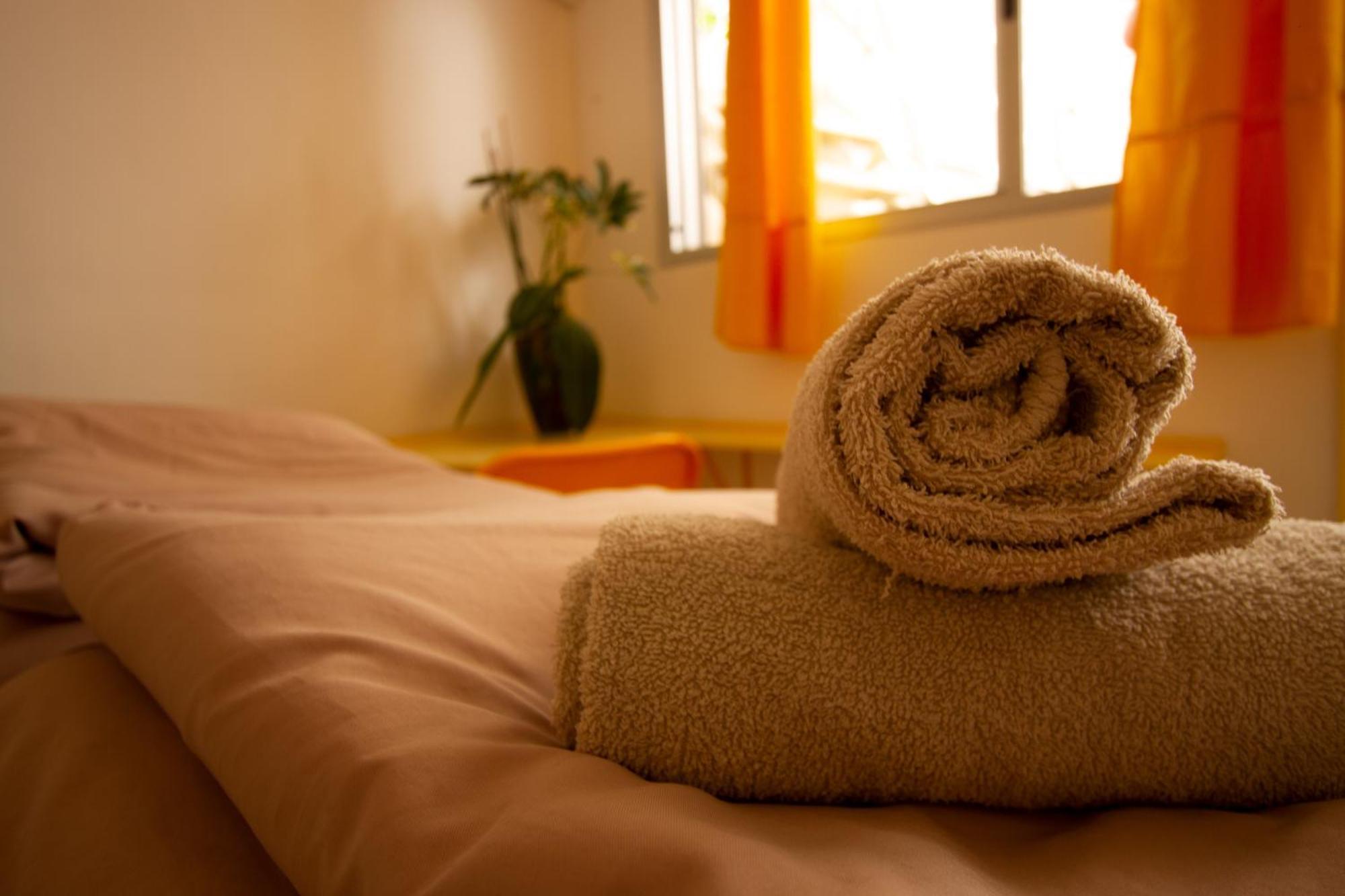Yh Hostel Монтевидео Экстерьер фото